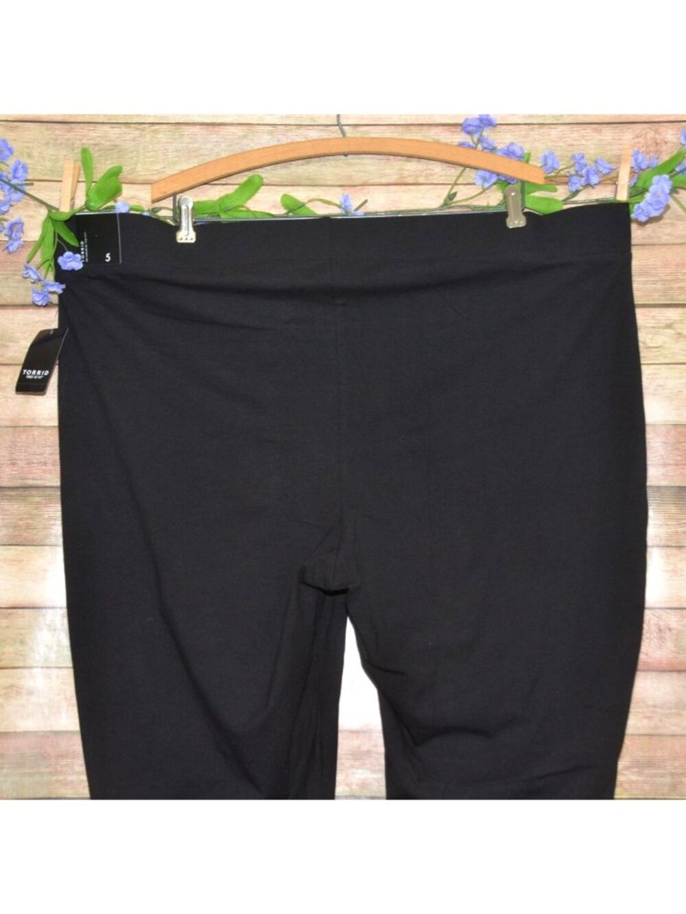 NWT Torrid 5 Black Full Length Signature Waist Stirrup Legging Size 5X Comfort - Picture 6 of 10